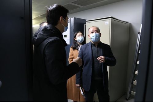 鹽田區(qū)政務(wù)信息網(wǎng)絡(luò)機(jī)房開展元旦節(jié)前安全檢查，保障信息系統(tǒng)穩(wěn)定運(yùn)行